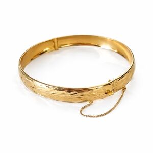 Elegant Bangle Bracelet